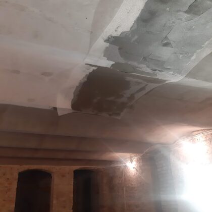 Pagraba griestu un sienas špaktelēšana un krāsošana